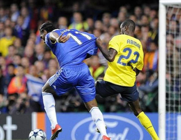 斯坦福桥惊喜连连，切尔西发挥稳定