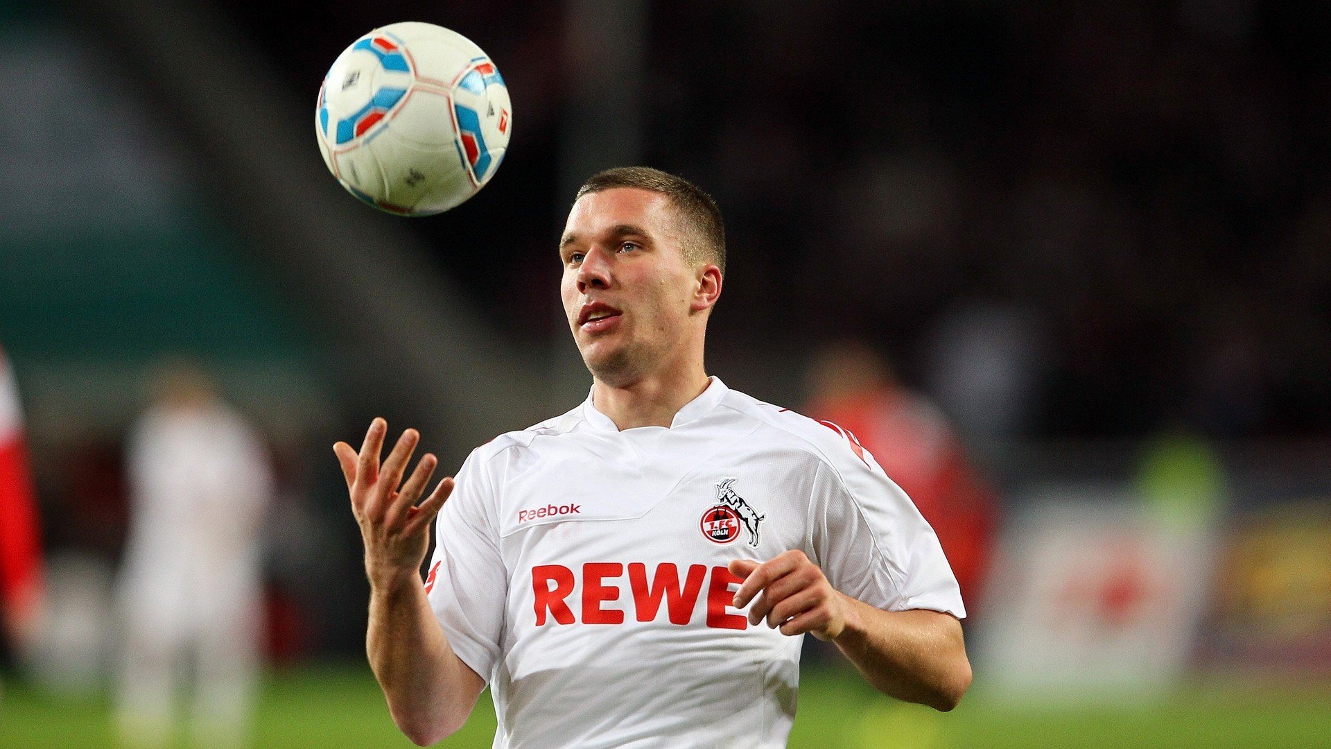 年度焦点之战之夜,拉什福德攻防转换核心